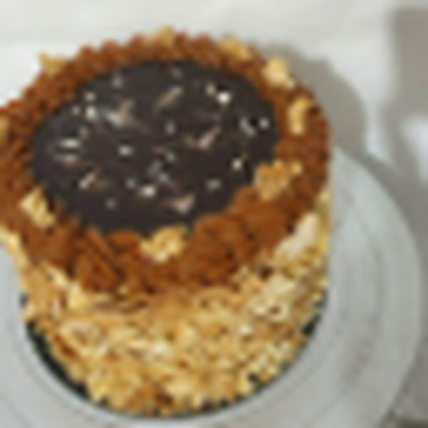 Torta de hojarasca manjar nuez